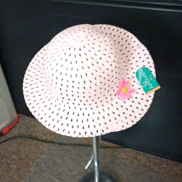 Hat - Picture 1 of 3